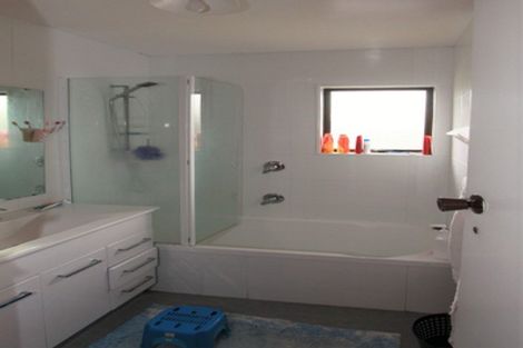 Photo of property in 1/46 Rollerson Street, Papakura, 2110