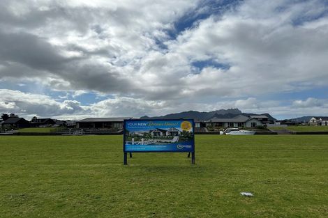 Photo of property in 29 Maturiki Drive, One Tree Point, 0118