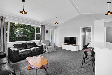 Photo of property in 39 Fairfield Road, Hawera, 4610