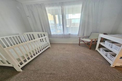 Photo of property in 4 Ceramic Lane, New Lynn, Auckland, 0600
