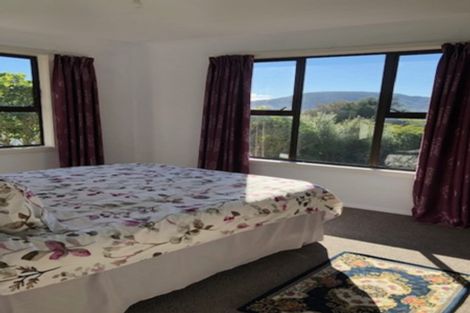 Photo of property in 13 Chester Road, Tawa, Wellington, 5028
