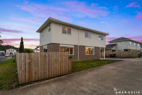 Photo of property in 19 Waitoro Lane, Henderson, Auckland, 0612