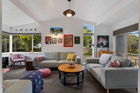 Photo of property in 15d Saint Ives Grove, Whalers Gate, New Plymouth, 4310