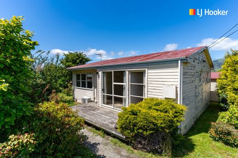 Photo of property in 1 Carlyle Road, Mosgiel, 9024