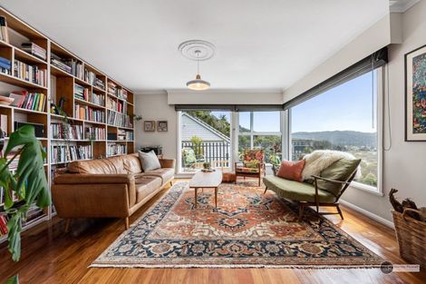 Photo of property in 128 Seddon Street, Naenae, Lower Hutt, 5011