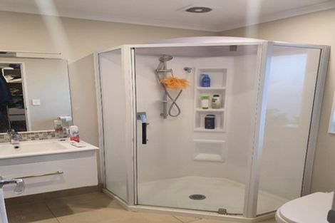 Photo of property in 37 Wellfield Drive, Papakura, 2110