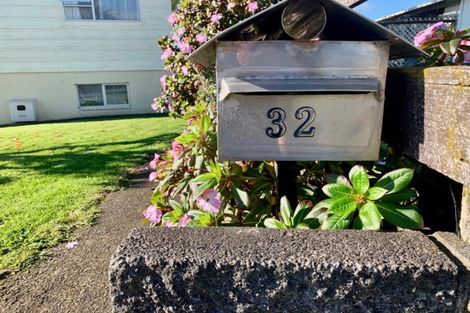 Photo of property in 32 Ihaia Street, Waitara, 4320