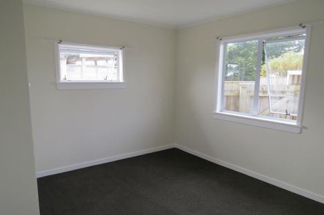 Photo of property in 26 Paritutu Road, Spotswood, New Plymouth, 4310