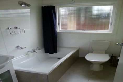 Photo of property in 1/137 Holly Road, St Albans, Christchurch, 8014