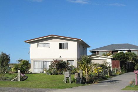 Photo of property in 8 Te Akau Street, Ohope, 3121