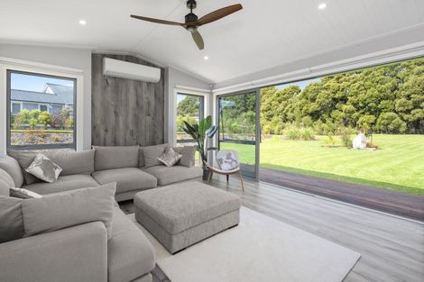 Photo of property in 20 Lancewood Way, Kinloch, Taupo, 3377