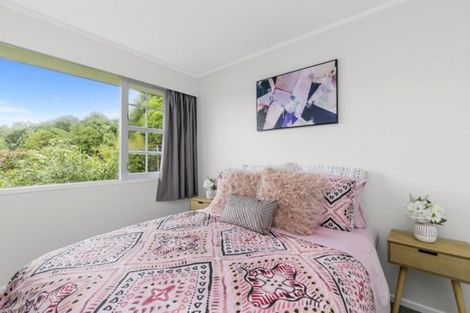 Photo of property in 25 Oriel Avenue, Tawa, Wellington, 5028