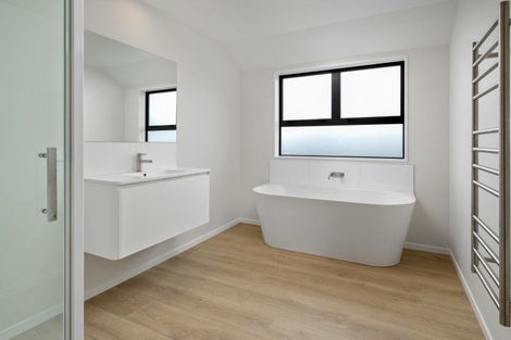 Photo of property in 8 Whitehall Drive, Springlands, Blenheim, 7201