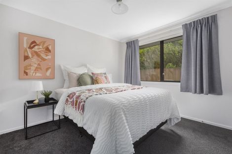 Photo of property in 8 Hull Place, Whitby, Porirua, 5024