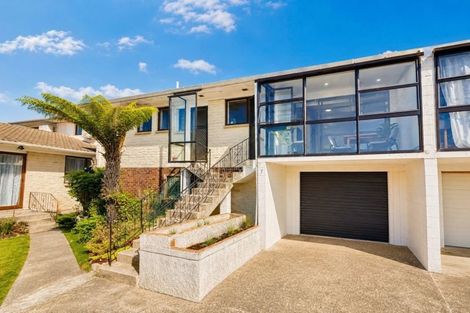 Photo of property in 2/1 Parker Avenue, New Lynn, Auckland, 0600