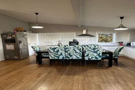 Photo of property in 6 Minton Place, Manurewa, Auckland, 2102