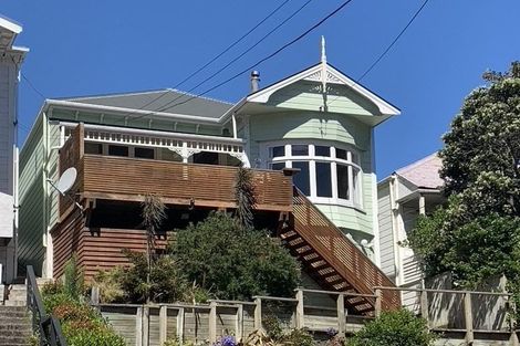 Photo of property in 17 Emerson Street, Berhampore, Wellington, 6023