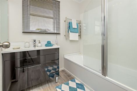 Photo of property in 104 Fisher Crescent, Otara, Auckland, 2023