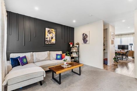 Photo of property in 5 Impatiens Lane, Massey, Auckland, 0614