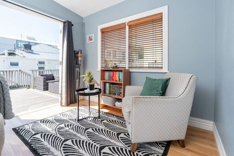 Photo of property in 489 Adelaide Road, Berhampore, Wellington, 6023