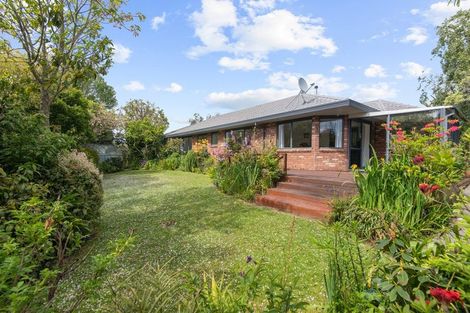 Photo of property in 131 Summerhill Drive, Fitzherbert, Palmerston North, 4410