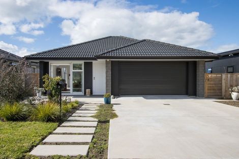Photo of property in 2 Mural Drive, Katikati, 3129
