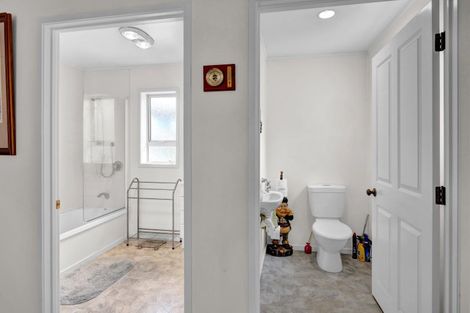 Photo of property in 51 Brown Road, Brixton, Waitara, 4382