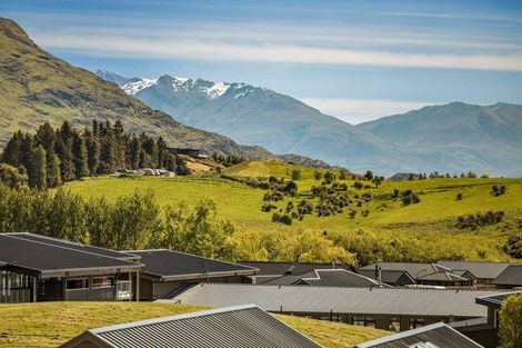 Photo of property in 42 Cunninghams Drive, Jacks Point, Queenstown, 9371