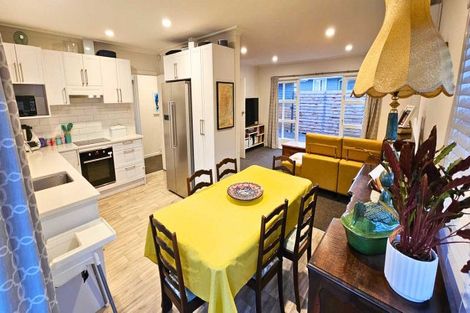 Photo of property in 30b Birdwood Road, Pukekohe, 2120