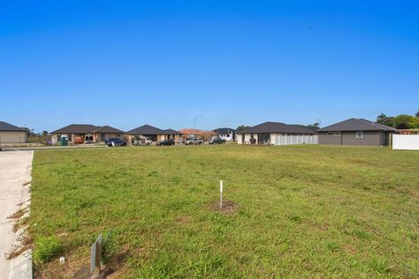 Photo of property in 5 Karearea Drive, Coastlands, Whakatane, 3120