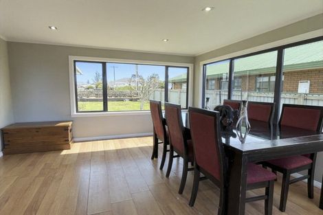 Photo of property in 38 Brecon Road, Stratford, 4332
