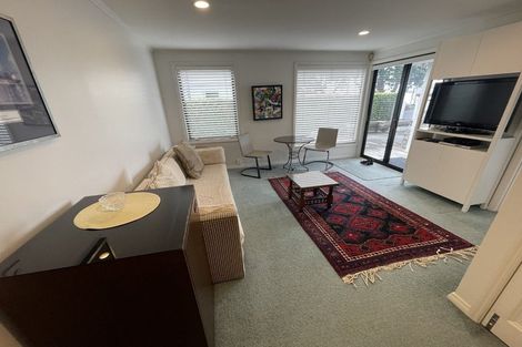 Photo of property in 22 King Edward Parade, Devonport, Auckland, 0624