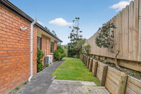 Photo of property in 61d Sabulite Road, Kelston, Auckland, 0602