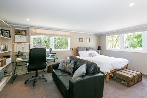 Photo of property in 37 Muritai Crescent, Havelock North, 4130