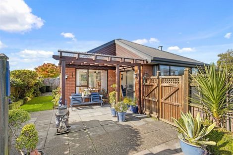 Photo of property in 2/11 Tivoli Place, Bishopdale, Christchurch, 8053