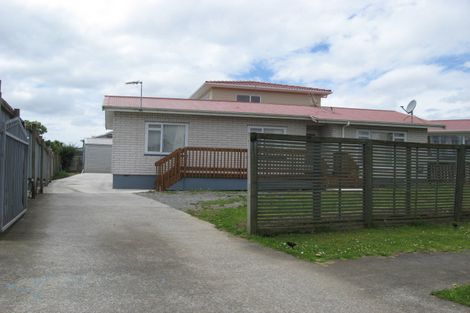 Photo of property in 26 Kemble Close, Mangere, Auckland, 2022