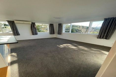 Photo of property in 6b Narbada Crescent, Khandallah, Wellington, 6035