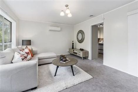 Photo of property in 2/20 Flavia Close, Torbay, Auckland, 0630