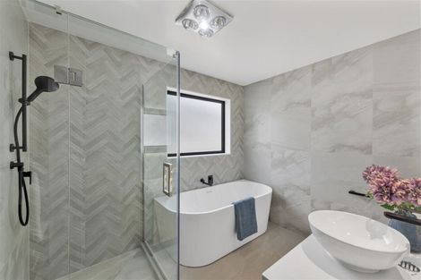 Photo of property in 109 Valderama Drive, Flat Bush, Auckland, 2019