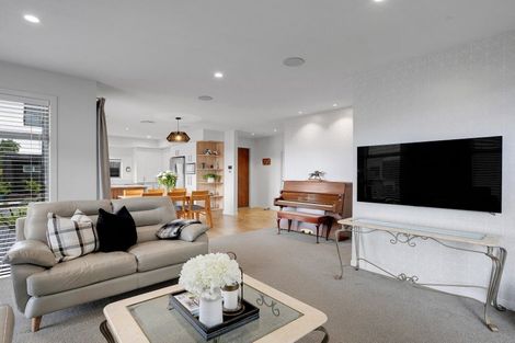 Photo of property in 12 Ada Close, Cambridge, 3434