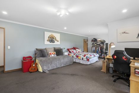 Photo of property in 43 Wingatui Road, Mosgiel, 9024