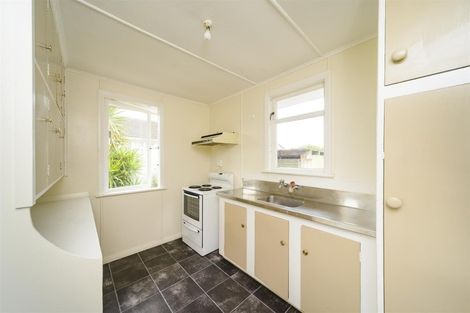 Photo of property in 26 Princess Street, Marton, 4710