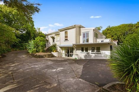 Photo of property in 17 Awaroa Road, Sunnyvale, Auckland, 0612