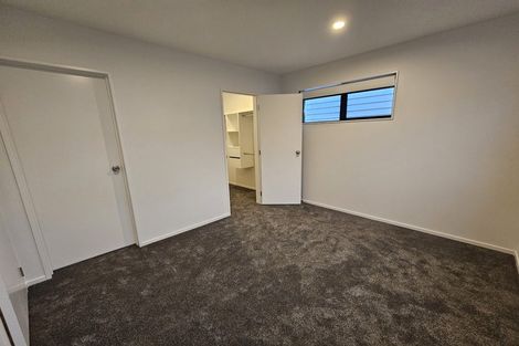 Photo of property in 4e Hepburn Road, Glendene, Auckland, 0602