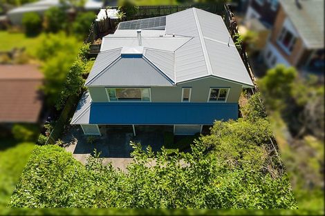 Photo of property in 73 Blue Mountains Road, Pinehaven, Upper Hutt, 5019