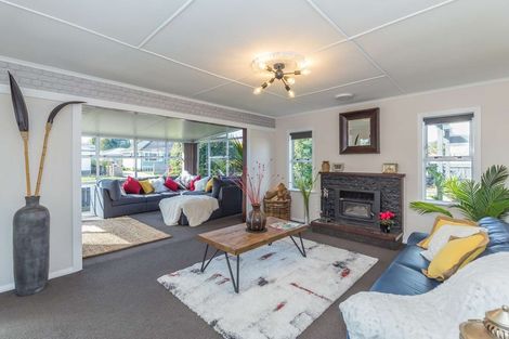 Photo of property in 21 Gordon Place, Levin, 5510