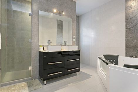 Photo of property in 14 Isobel Hodgson Drive, Cambridge, 3434