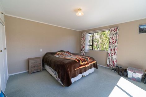 Photo of property in 39 Home Street, Manapouri, 9679
