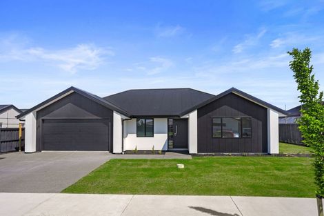 Photo of property in 16 Lusk Street, Rangiora, 7400