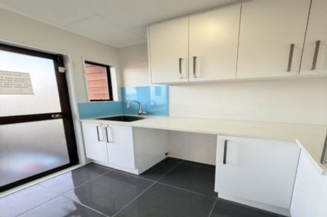 Photo of property in 41 Caribbean Drive, Unsworth Heights, Auckland, 0632